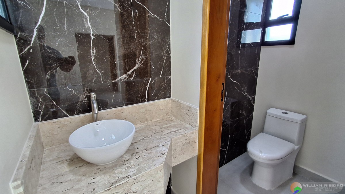 Casa para venda em Peruíbe no bairro CONDOMÍNIO FECHADO