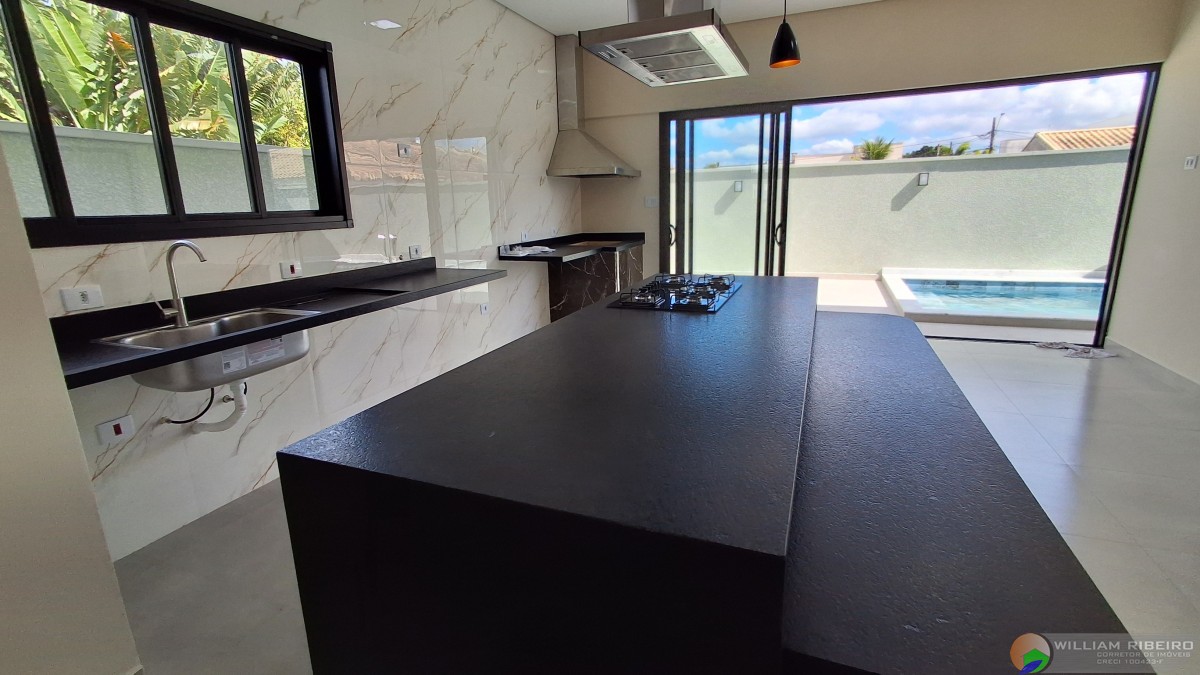 Casa para venda em Peruíbe no bairro CONDOMÍNIO FECHADO