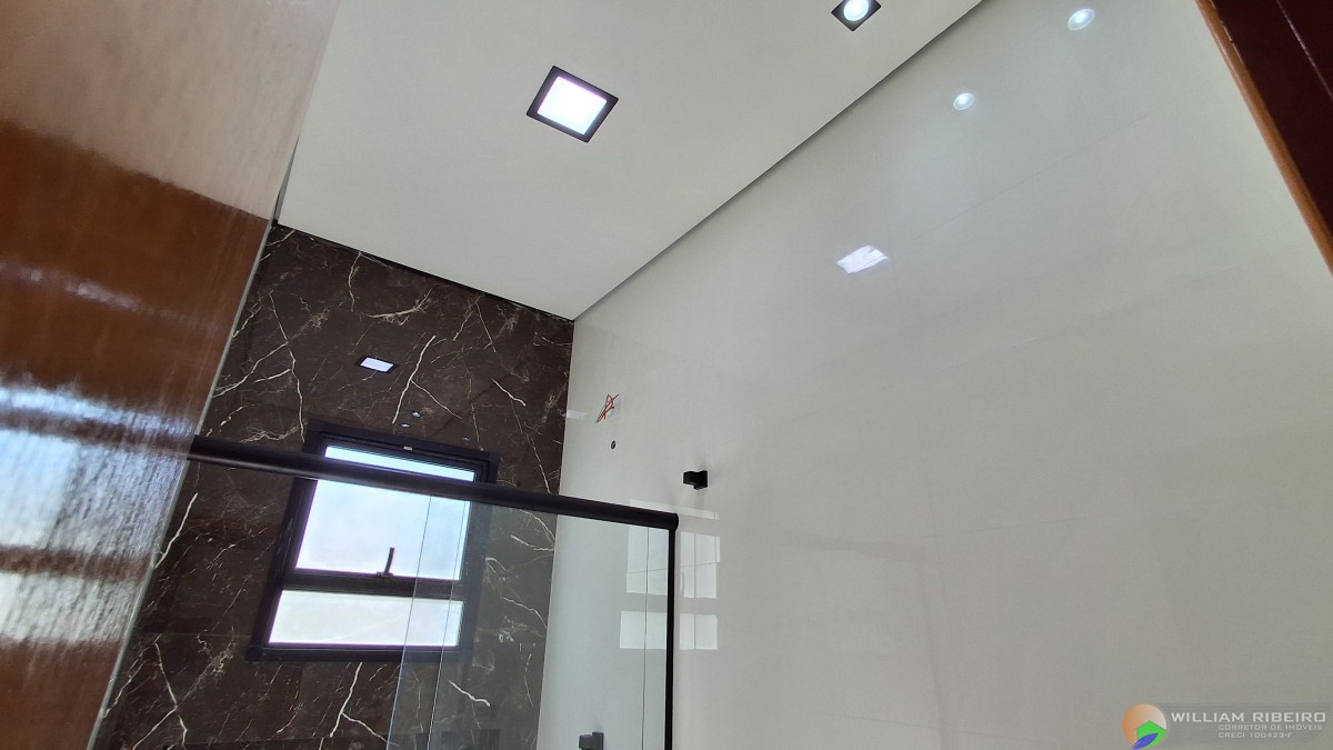 Casa para venda em Peruíbe no bairro CONDOMÍNIO FECHADO