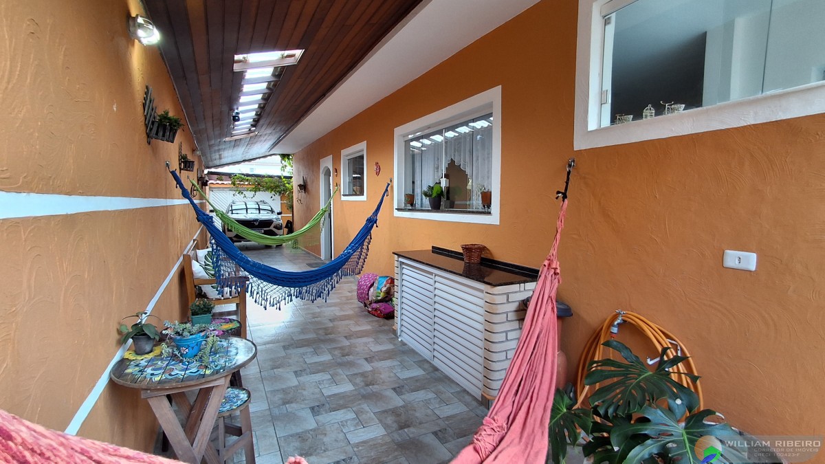 Casa para venda em Peruíbe no bairro Lado praia _ a menos de 400 m da praia